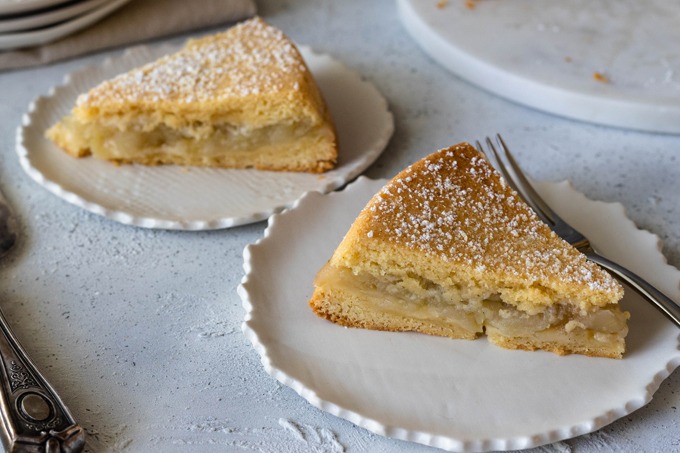 apple shortcake on small white plates 