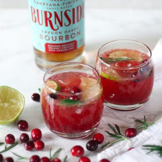 Cranberry Rosemary Bourbon Cocktails- perfect for the festive season www.thehomecookskitchen.com