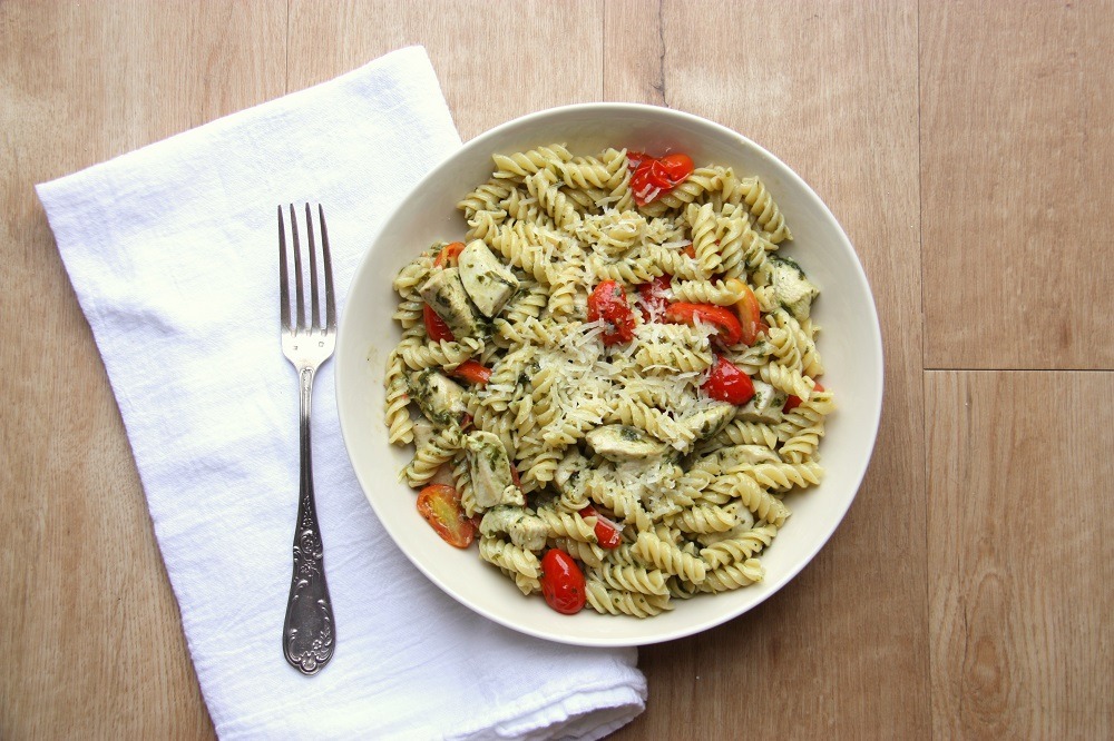 creamy chicken pesto pasta