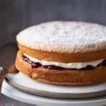 sponge cake recipe Pinterest graphic