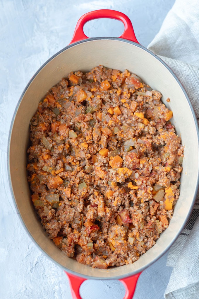 lamb ragu in dutch oven 