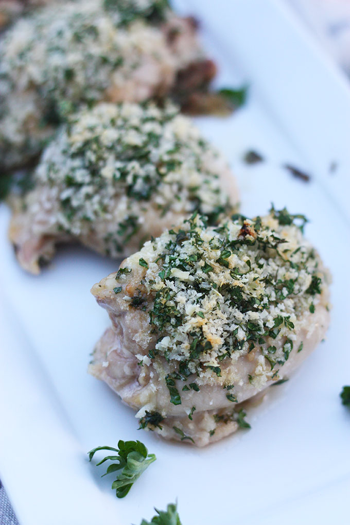 Parmesan Crusted Chicken - a perfect summer dinner idea www.thehomecookskitchen.com