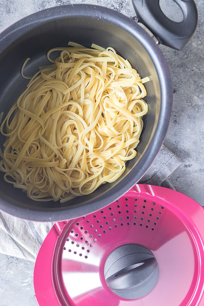 cooked fettuccine in Bialetti pasta pot