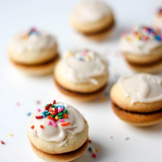 Vanilla Sandwich Cookies- light, fluffy, soft and so delicious! www.thehomecookskitchen.com