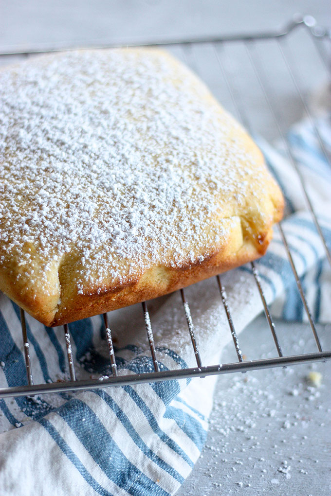 Victoria Sponge cake - a delicate fluffy sponge perfect for an afternoon tea party